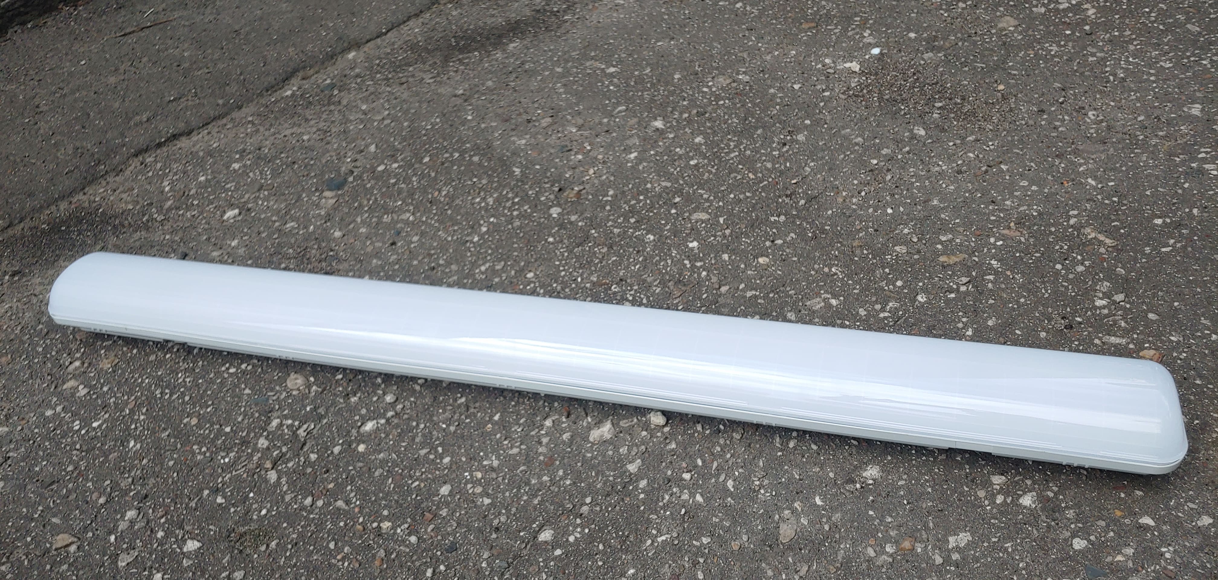 Светильник светодиодный пылевлагозащищённый CSVT Айсберг SLIM-38/MILKY (IP65, 5000К ) ЦСВТ