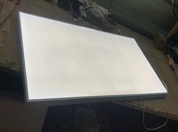 Светильник с равномерной засветкой SKL Maestro Led 80Вт 4000К 1195×595×40мм 5300Лм линзованный