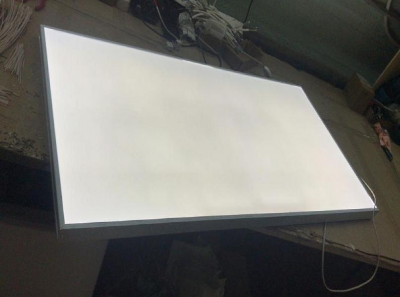 Фото Светильник с равномерной засветкой SKL Maestro Led 80Вт 4000К 1195×595×40мм 5300Лм линзованный